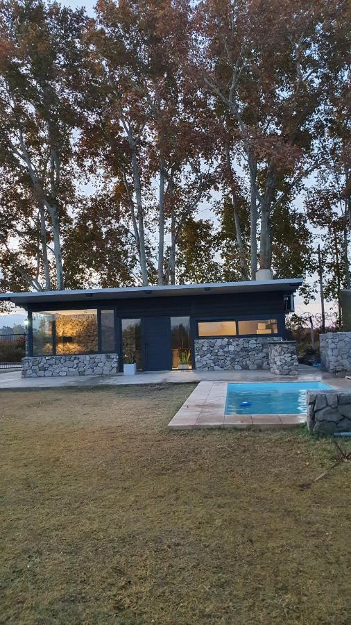 Casa De Piedra * Villa Basilio Nievas